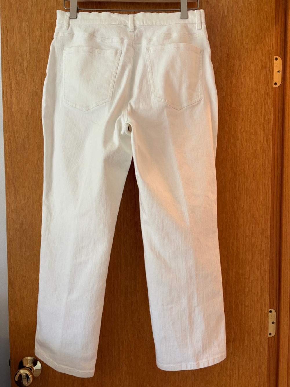 #616 Talbots White Straight-Leg Jeans — Clean Five-Pocket Design - Picture 5 of 9